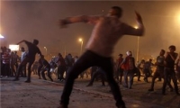 ارتفاع وتيرة التظاهرات بالقاهرة والجيش يغلق ميدان التحرير