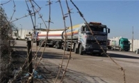 مصر تجري اتصالات لاستئناف نقل الوقود القطري لقطاع غزة