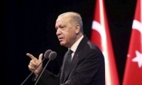  أردوغان يعلن حالة الطوارئ في المناطق المنكوبة لمدة ثلاثة أشهر