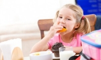 دراسة: وجبات الافطار الجاهزة لذيذة لكنها مضرة