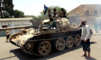 معارك ضارية في عدن توقع عشرات القتلى الحوثيين
