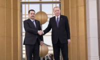 أردوغان يصل بغداد في أول زيارة رسمية منذ أكثر من عقد 
