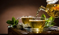 فوائد الشاي الأخضر المهمة والصحية