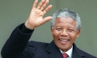 وفاة زعيم جنوب افريقيا السابق نيلسون مانديلا 