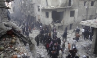 مقتل 22 شخصا بينهم 14 طفلا في قصف الطيران النظامي على أحياء في حلب