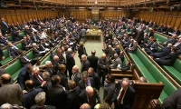 البرلمان البريطاني يناقش شن غارات جوية على داعش في سوريا