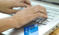فيزا تطلق نظام لتأمين معلومات بطاقاتها عند الشراء من الإنترنت