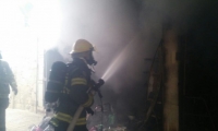 حريق في دكان بسوق الناصرة وإخلاء أحد البيوت