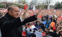 انباء اولية عن فوز ساحق لحزب اردوغان في الانتخابات التركية