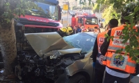 فيديو: 4 إصابات في حادث بين شاحنة وسيارة في حيفا