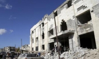 ارتفاع عدد قتلى غارة جوية في سوريا إلى 57