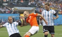الأرجنتين تهزم هولندا بركلات الترجيح وتتأهل إلى النهائي لمواجهة المانيا