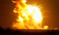 إنفجار صاروخ فضائي المتوجه نحو محطة الفضاء الدولية بعد لحظات من إنطلاقه