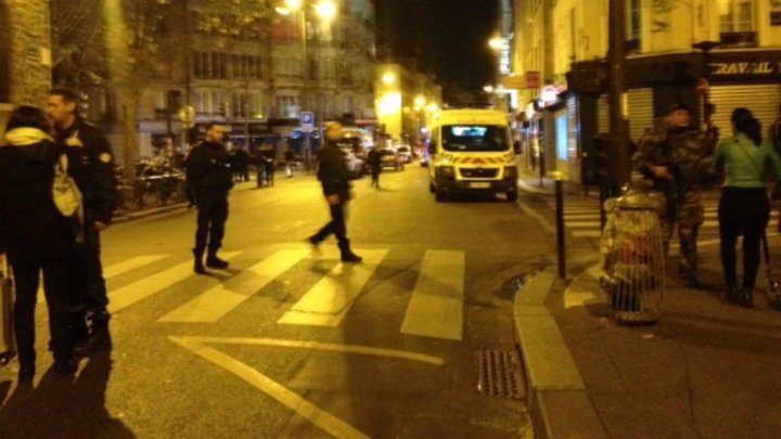 هجمات في عدة مناطق من باريس وأنباء عن مصرع 18 شخصا