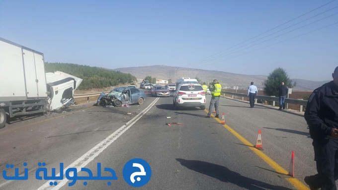 إصابة خطيرة لسيدة عربية في حادث طرق 