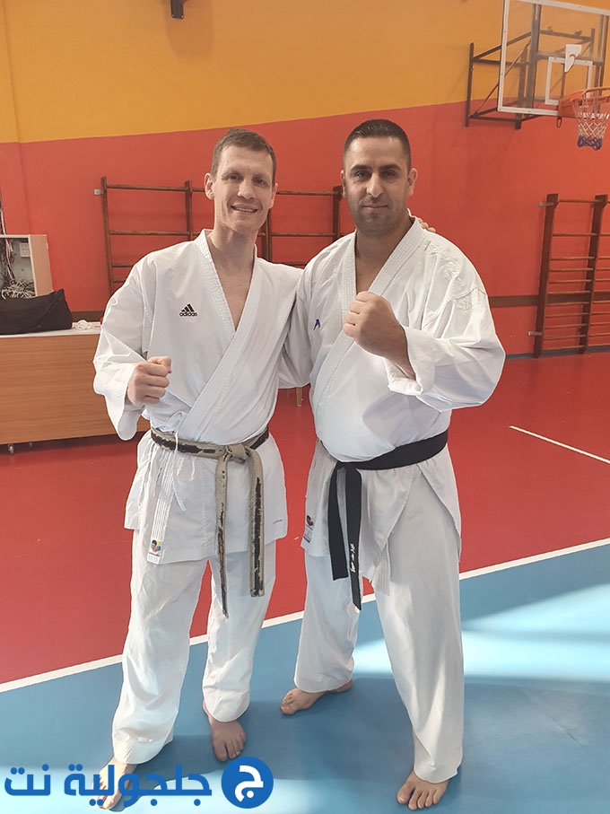 مدرسة Hosni kai karate المدرب بطل العالم وبطل اوروبا البلجيكي junior lefevre
