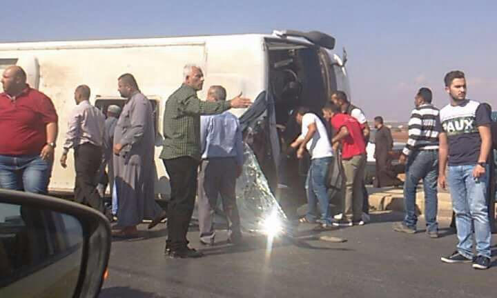  مصرع 6 اشخاص و36 إصابة بحادث تدهور حافلة اربد