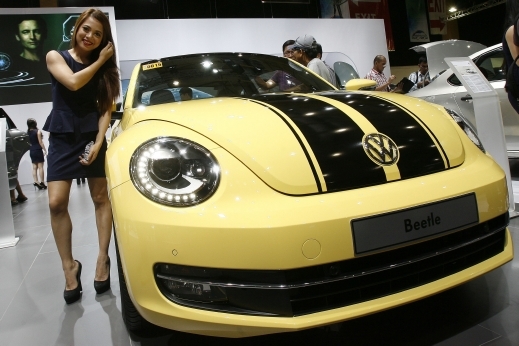 Volkswagen Bettle الصفراء الأنيقة لأجلكم