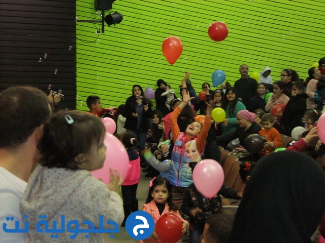 عرض شيق للاطفال ضمن فعاليات معرض الكتاب في جلجولية 