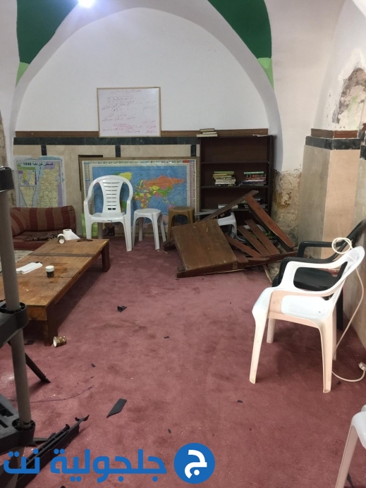مجهولون يقتحمون مسجد سيدنا علي في هرتسليا ويعيثون فيه خرابًا
