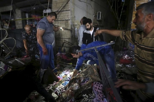 40 قتيلا ومئات الجرحى في انفجارين يهزان في لبنان